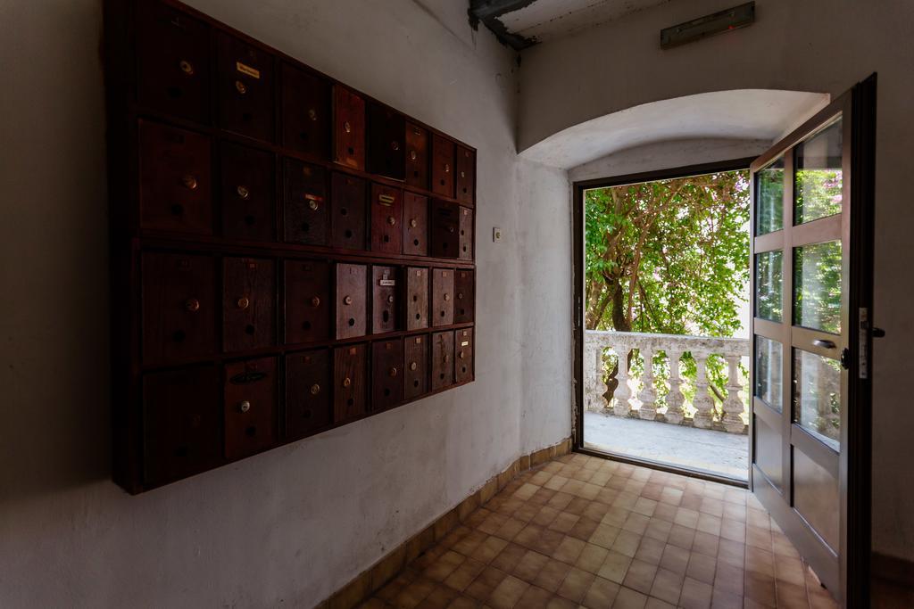 Celine'S Place By The Sea Kotor Ngoại thất bức ảnh